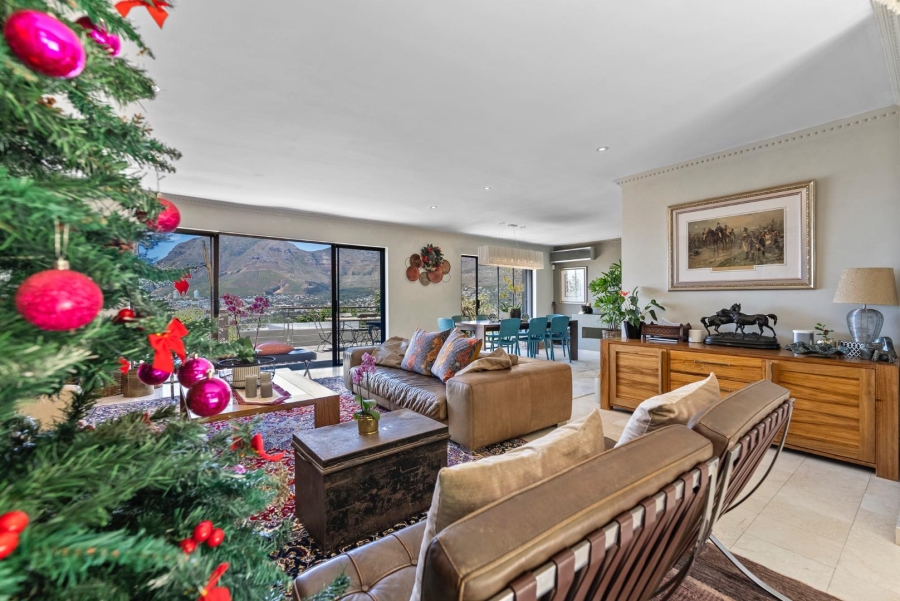 2 Bedroom Property for Sale in Tamboerskloof Western Cape